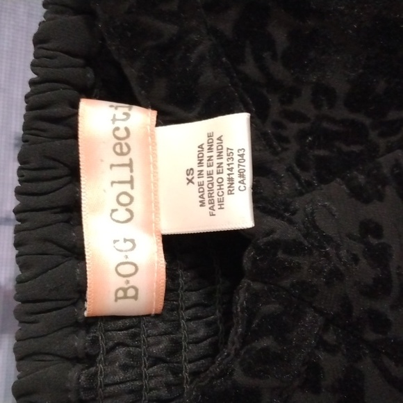 Woman's dress - Picture 5 of 5